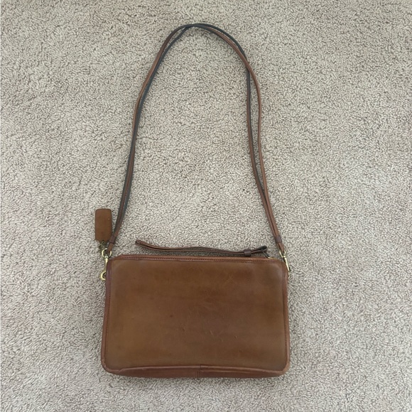 Rare Vintage (70s/80s) Coach Camel Brown Leather Crossbody Zip Bag Made in NYC - Picture 2 of 11